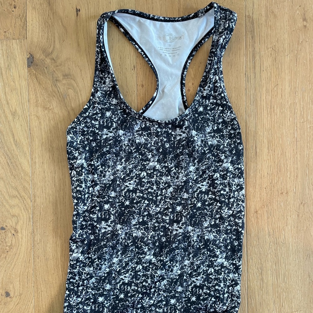 Size small black and white pattern athletic tank top